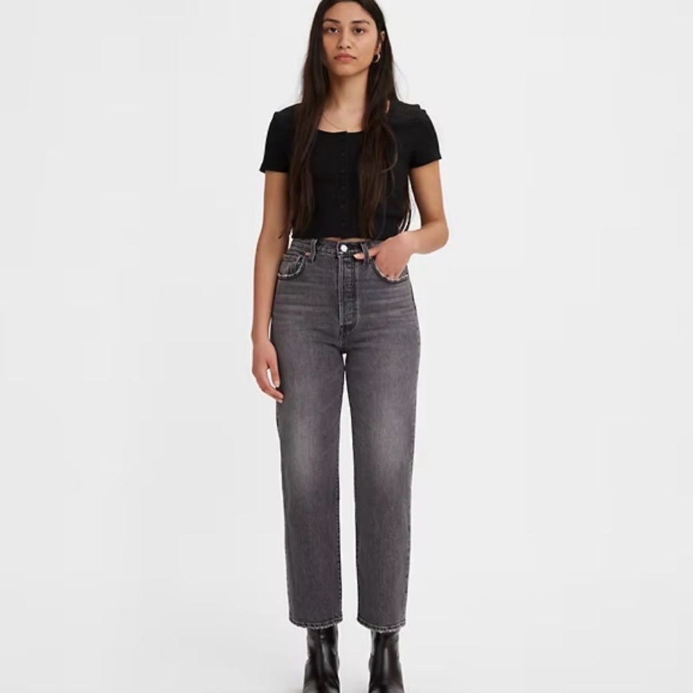 Levi’s Ribcage Straight Jeans
